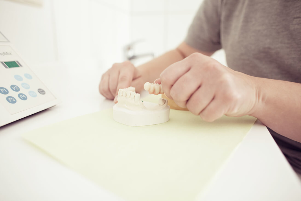 Zahnarzt Weißenfels - Keck - Leistungen - Zahnersatz